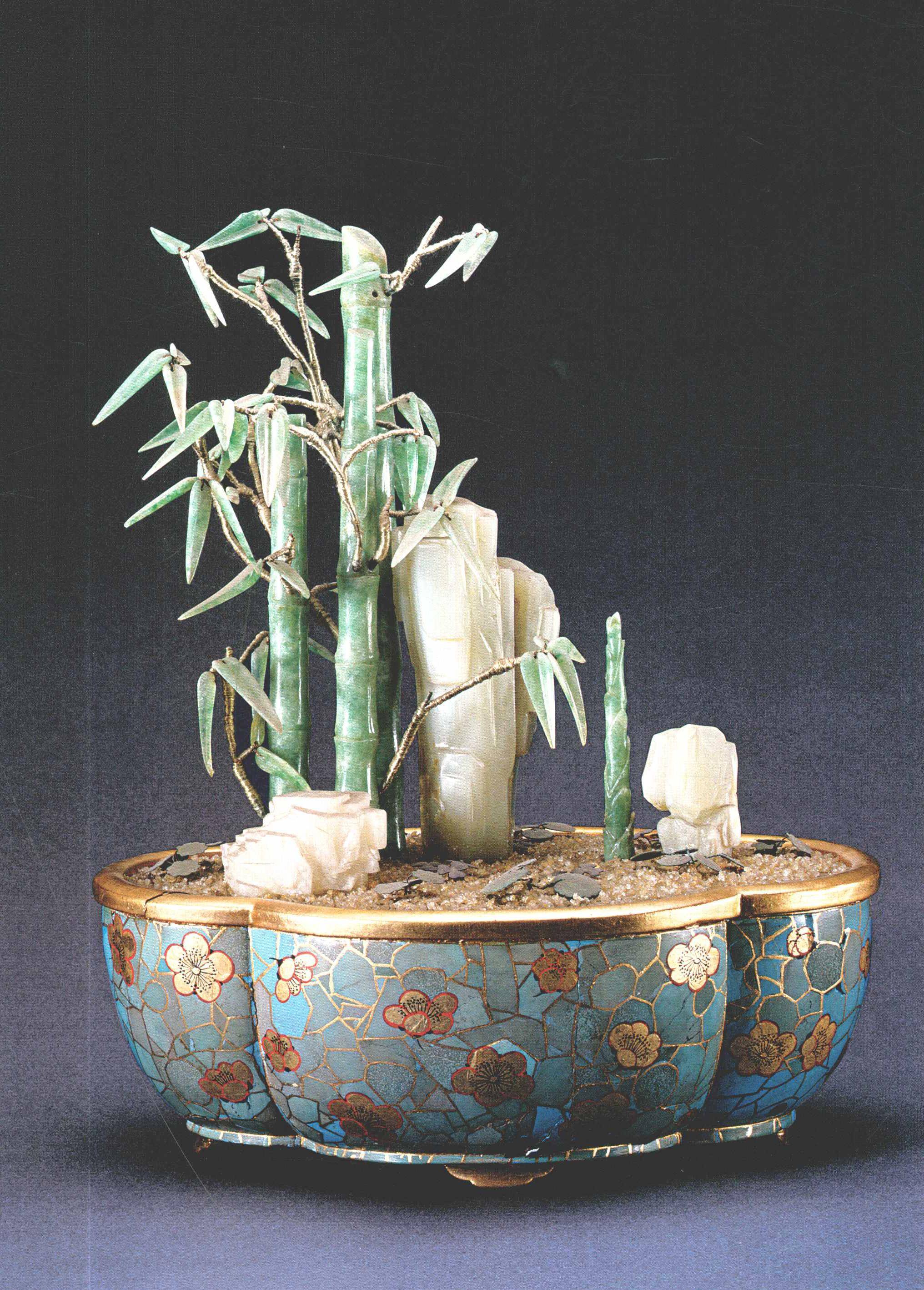 漆韻瓷魂 從故宮藝術(shù)珍品看中國(guó)工藝美術(shù)的千年演化
